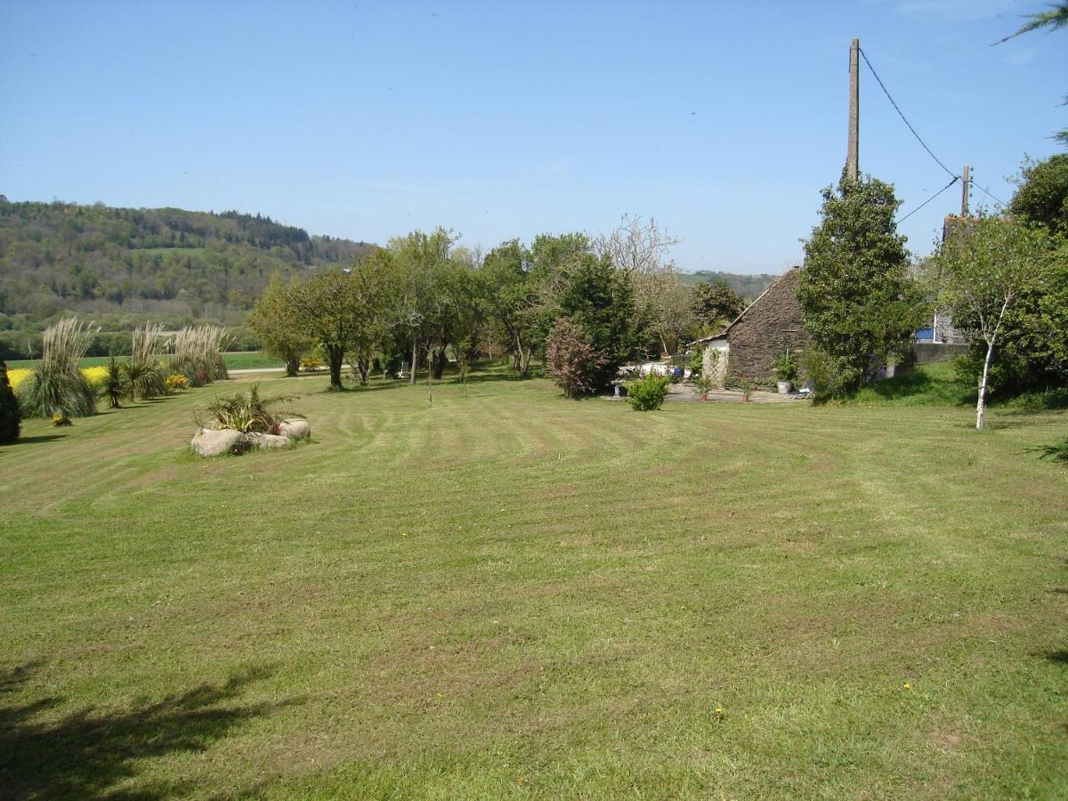 L'Ecurie Villa Saint-Segal Exterior photo